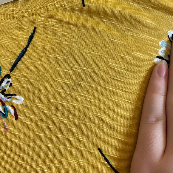 Yellow Flowery Tank Top NWT - Picture 10 of 11